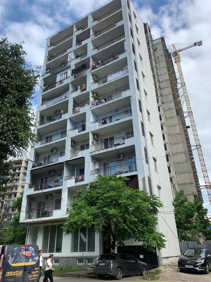 Big, Comfortable Apartment In Batumi Near The Sea Zewnętrze zdjęcie